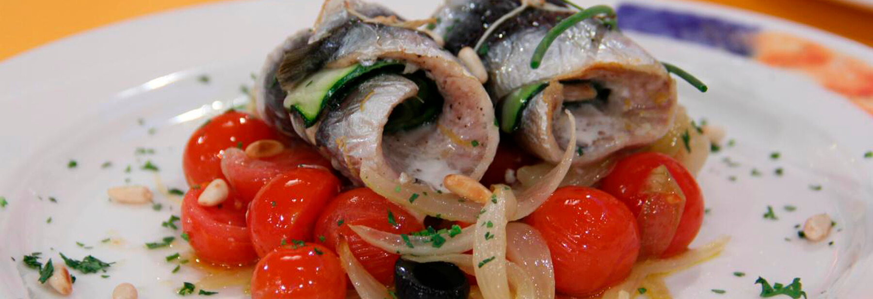 Rolinhos de sardinha com curgete