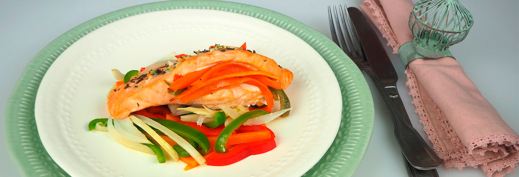 Salmão recheado no forno