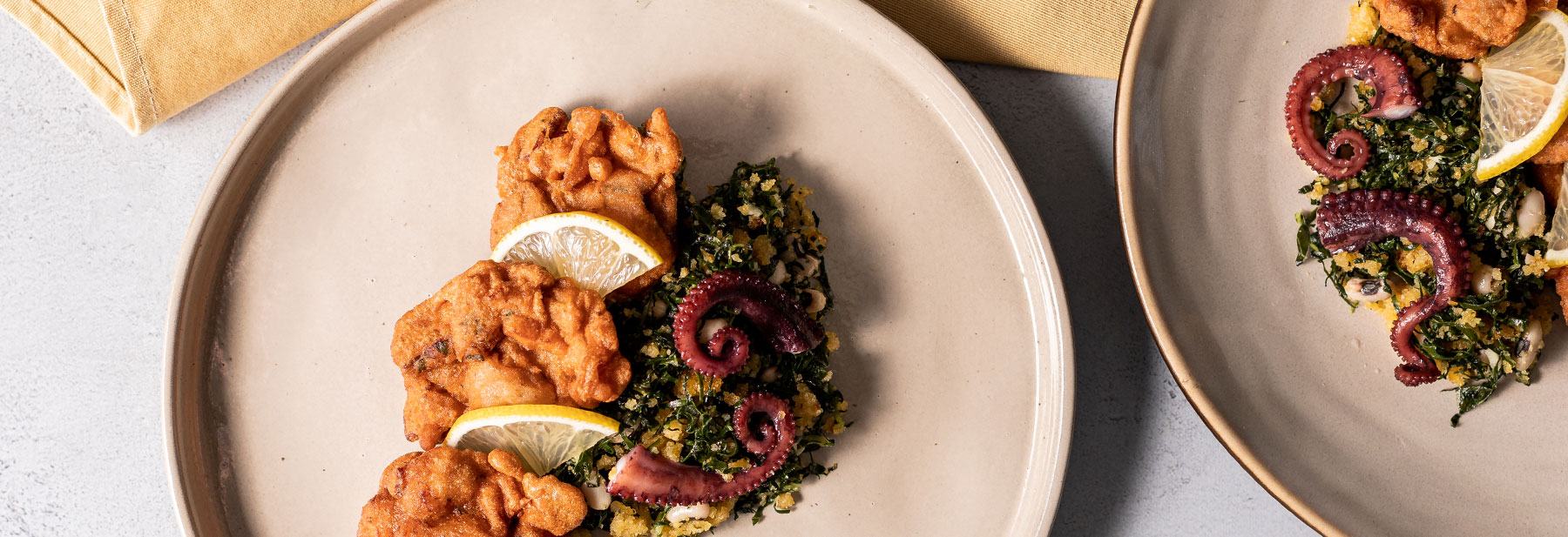 Pataniscas de polvo com migas